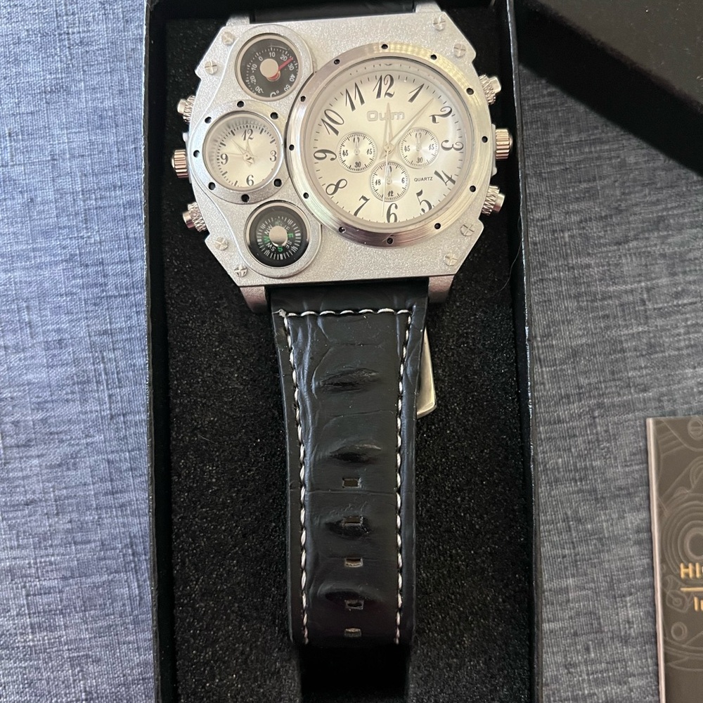OULM Men’s Watch Silver with All Leather Strap in Black NWT FULL INCLUSION - Picture 3 of 16